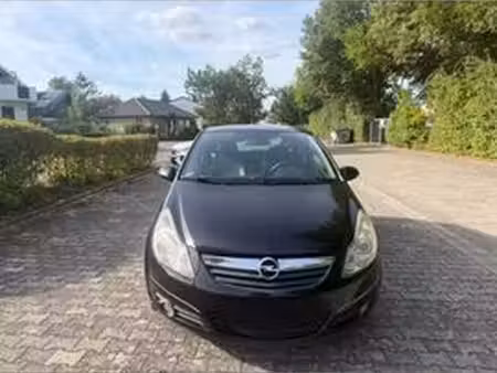 Opel Corsa 1.2 80