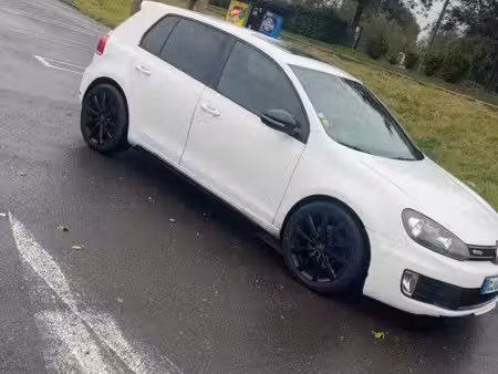 Volkswagen Golf GTD 2.0 TDI 170