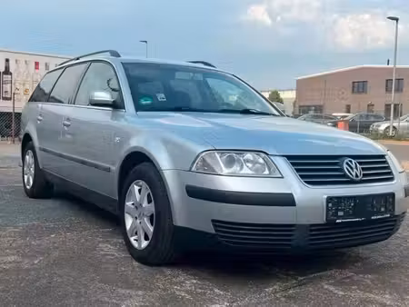 Volkswagen Passat 1.6 L