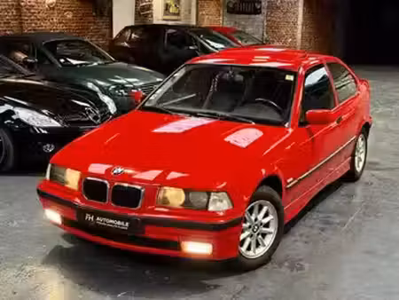BMW Série 3 316i 1.6 102