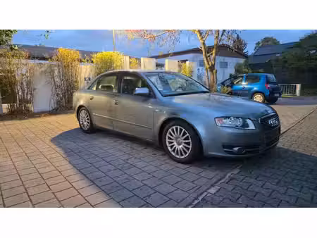 Audi A4 1.8 TFSI 120 quattro