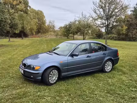 BMW Série 3 318i 2.0 105