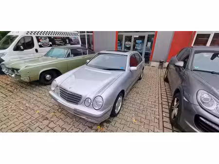 Mercedes-Benz Classe E E 280 V6 2.8 204 4Matic