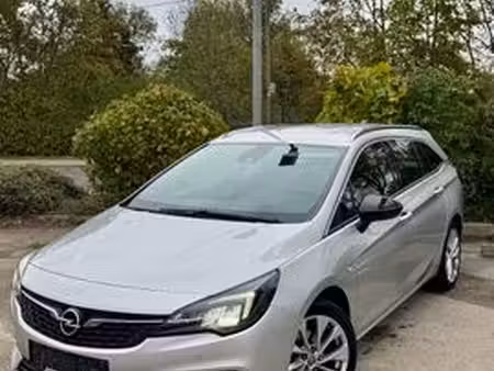 Opel Astra 1.2 131