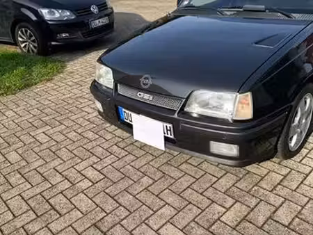 Opel Kadett 2.0 GSI