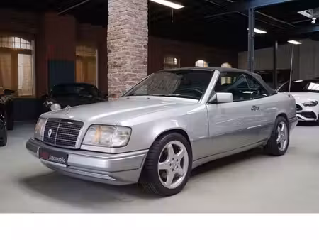 Mercedes-Benz Classe E E 220