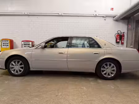 Cadillac DTS