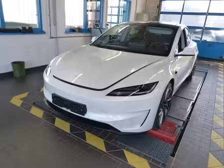 Tesla Model 3 Performance 462 4x4