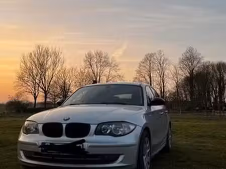BMW Série 1 116i 1.6 122