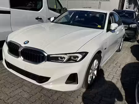 BMW Série 3 320e 2.0 204