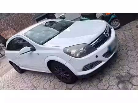 Opel Astra 1.7 CDTI 125