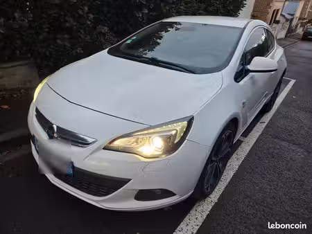 Opel Astra 1.7 CDTI 130