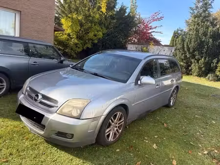 Opel Vectra 2.2 155