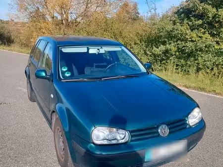 Volkswagen Golf 1.4 75 Base