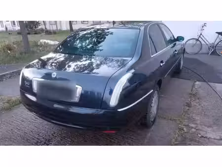 Lancia Thesis 