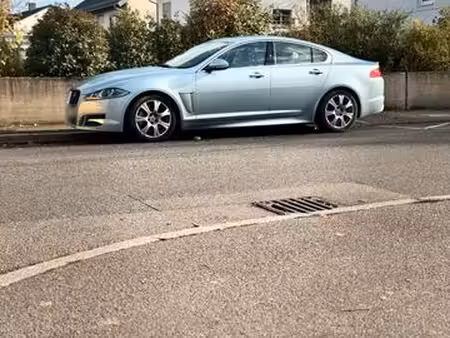 Jaguar XF V6 3.0 275