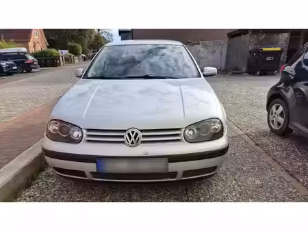 Volkswagen Golf 1.6