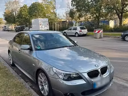 BMW Série 5 530d 3.0 218