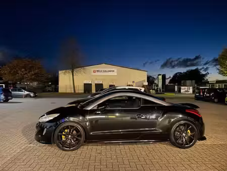 Peugeot RCZ 1.6 THP 156