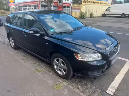 Volvo V50 