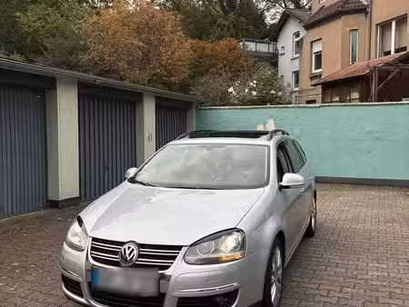 Volkswagen Golf 2.0 TDI 140