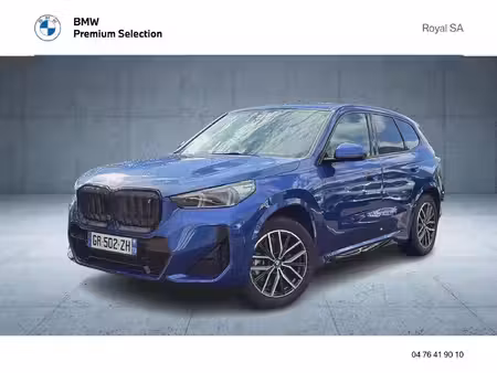 BMW iX1 