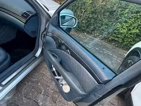 Mercedes-Benz Classe E E 220 2.1 150