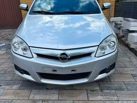 Opel Tigra Twintop 1.4 90