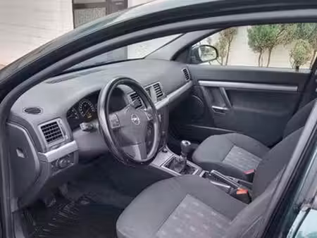 Opel Vectra 2.2 155 Cosmo