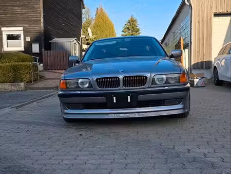 BMW Série 7 740i 4.0 286