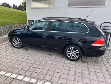 Volkswagen Golf 2.0 TDI 140