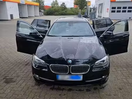 BMW Série 5 530d 3.0 258
