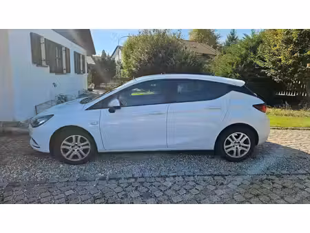 Opel Astra 1.0 105