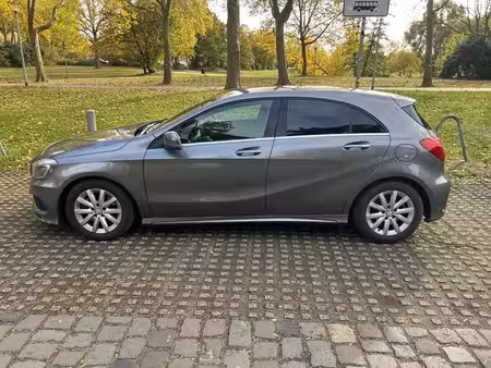Mercedes-Benz Classe A A 180 1.6 122 AMG Line