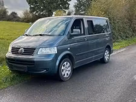 Volkswagen Transporter T5 1.9 TDI