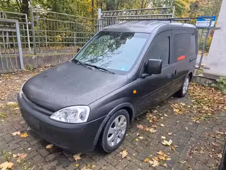 Opel Corsa 1.7 DTI 75