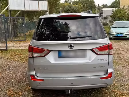 SsangYong Rodius 220 E XDI 2.2 178