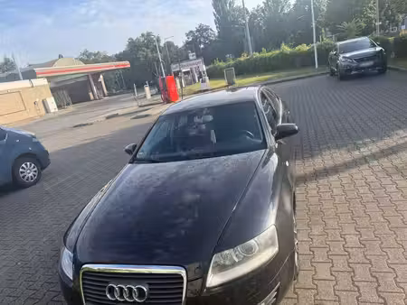 Audi A6 V6 2.4 170
