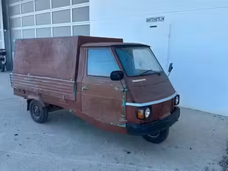 Piaggio APE