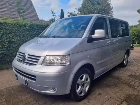 Volkswagen Transporter T5 2.5 TDI 174 Confortline
