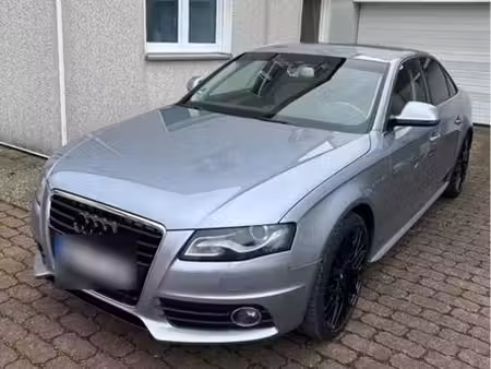 Audi A4 V6 3.2 FSI 265 Ambiente