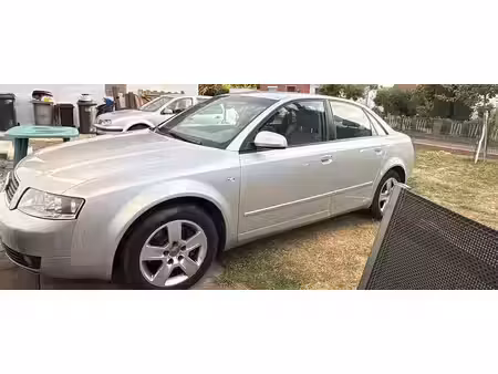 Audi A4 V6 2.4 170