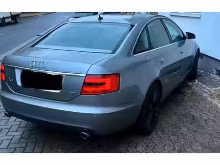 Audi A6 S6 V8 4.2 335 quattro