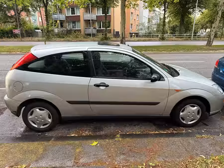 Ford Focus 1.4 75