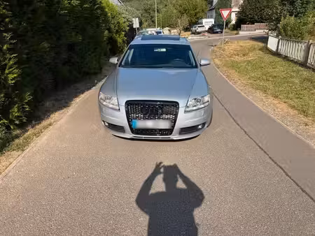Audi A6 V8 4.2 S line