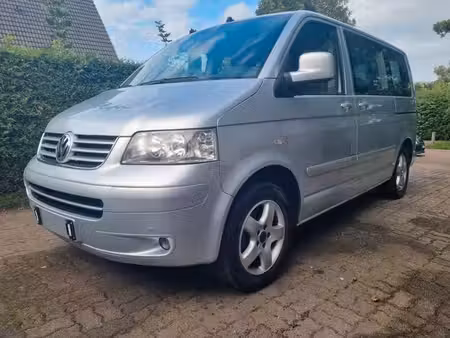 Volkswagen Transporter T5 2.5 TDI 174