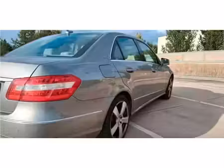 Mercedes-Benz Classe E E 220 2.1 170