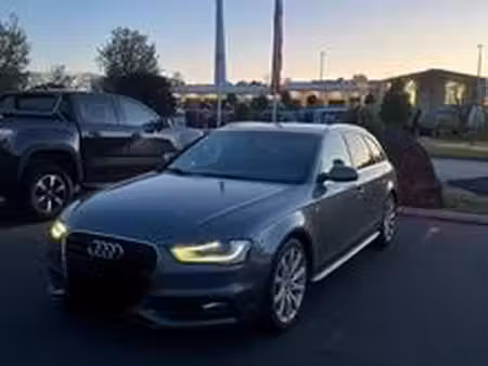Audi A4 2.0 TFSI 211
