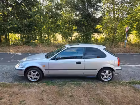 Honda Civic 1.4 75