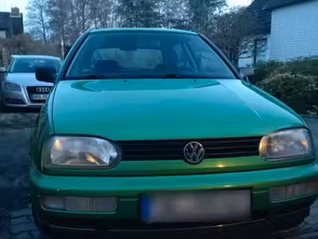 Volkswagen Golf 75